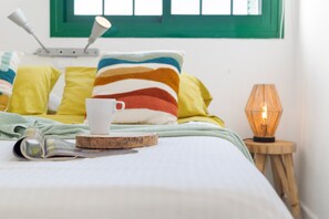 1 habitación, tabla de planchar con plancha, wifi gratis y ropa de cama 