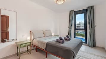 2 habitaciones, tabla de planchar con plancha y wifi gratis