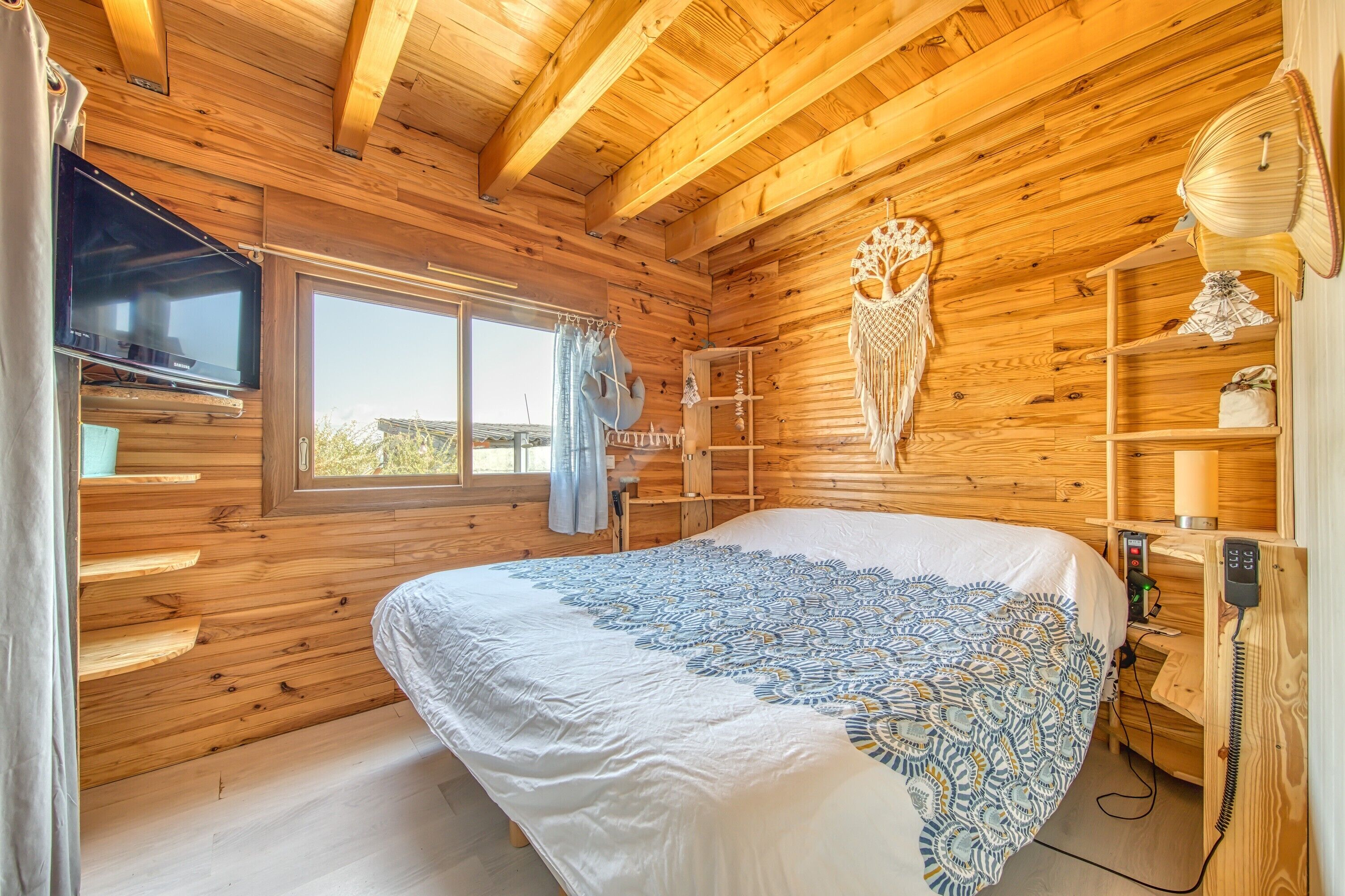 3 chambres, fer et planche à repasser, Wi-Fi gratuit, draps fournis