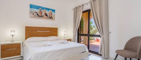 4 Schlafzimmer, Bügeleisen/Bügelbrett, kostenloses WLAN, Bettwäsche