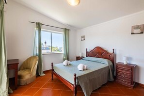 3 Schlafzimmer, kostenloses WLAN, Bettwäsche