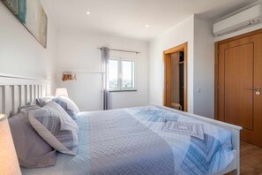 4 Schlafzimmer, kostenloses WLAN, Bettwäsche