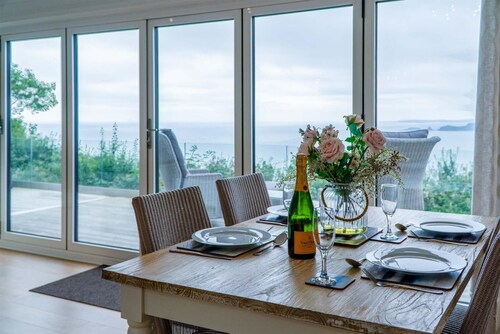 Shearwater 30 - 2 Bedroom Lodge - Summerhill