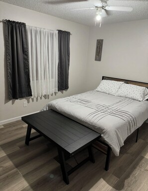 4 Schlafzimmer, kostenloses WLAN, Bettwäsche