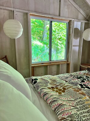 1 bedroom, desk, free WiFi, bed sheets