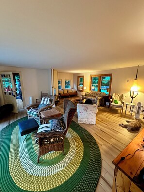 Interior - Charming 1-bedroom cabin w/ pond on 5 private acres near Tanglewood & Berkshires (Canaan)