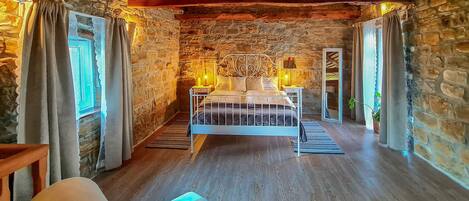 1 chambre, Wi-Fi gratuit, draps fournis