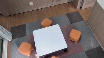 內部