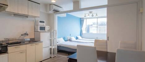 1 bedroom, desk, iron/ironing board, free WiFi