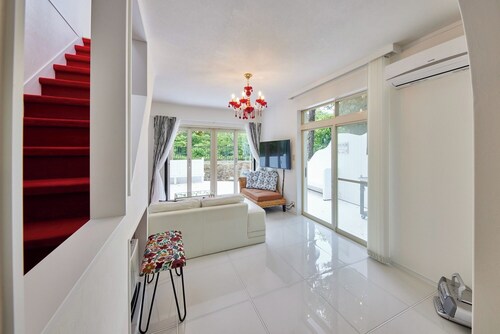 Sea Shell Kawazu House / Kamo-gun Shizuoka