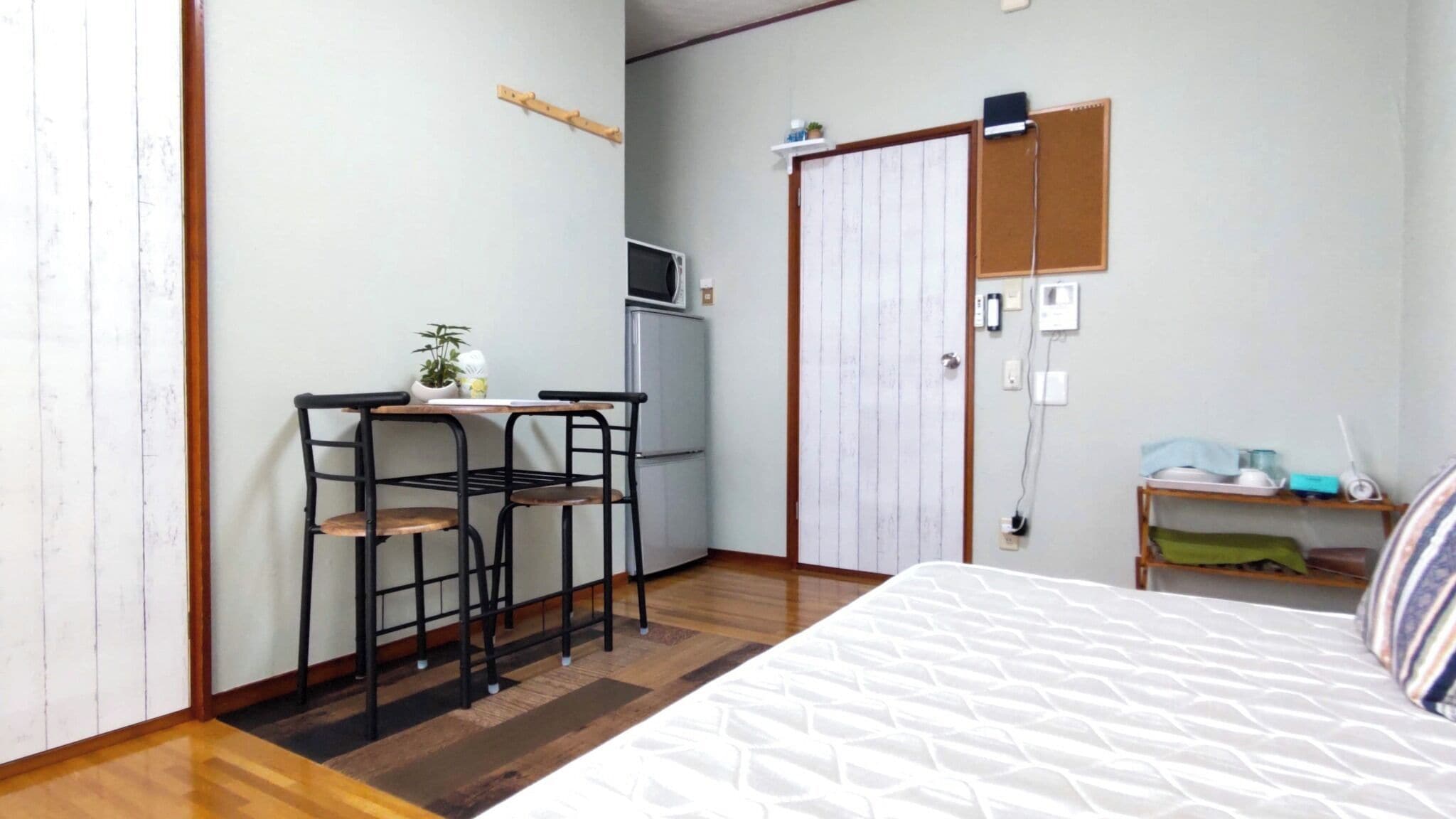 1 chambre, bureau, Wi-Fi gratuit, draps fournis