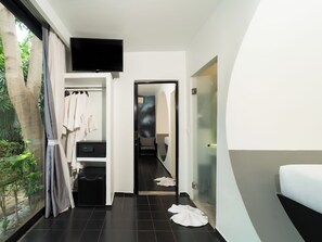 Two-Bedroom - Tunnel Urban Retreat (Siem Reap)