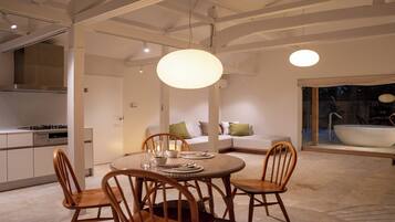 Luxury Villa | 1 bedroom, iron/ironing board, free WiFi, bed sheets