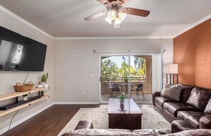 Smart TV - Cozy 2 Bed/ 2 Bath condo with fitness center and pools in wonderful Phoenix (Phoenix)