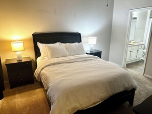2 Schlafzimmer, Schreibtisch, WLAN, Bettwäsche