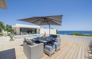 Outdoor dining - Villa Mizar (Algajola)