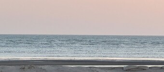 2 bed beach condo in Laguna Shores with full resort access!