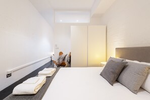 1 soveværelse, strygejern/strygebræt, Wi-Fi, sengetøj