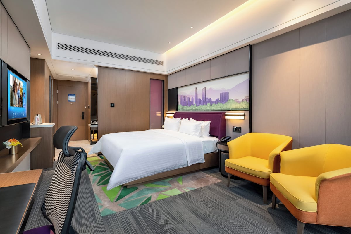 Comfort Single Room | Blackout curtains, iron/ironing board, free WiFi