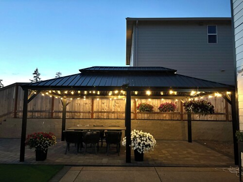 Charming house with Hot Tub and Steamer Shower in delightful Dallas