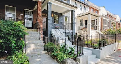 Modern & Elegant One-Bedroom in NoMa, DC
