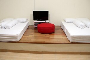 Family Twin Room | Free WiFi