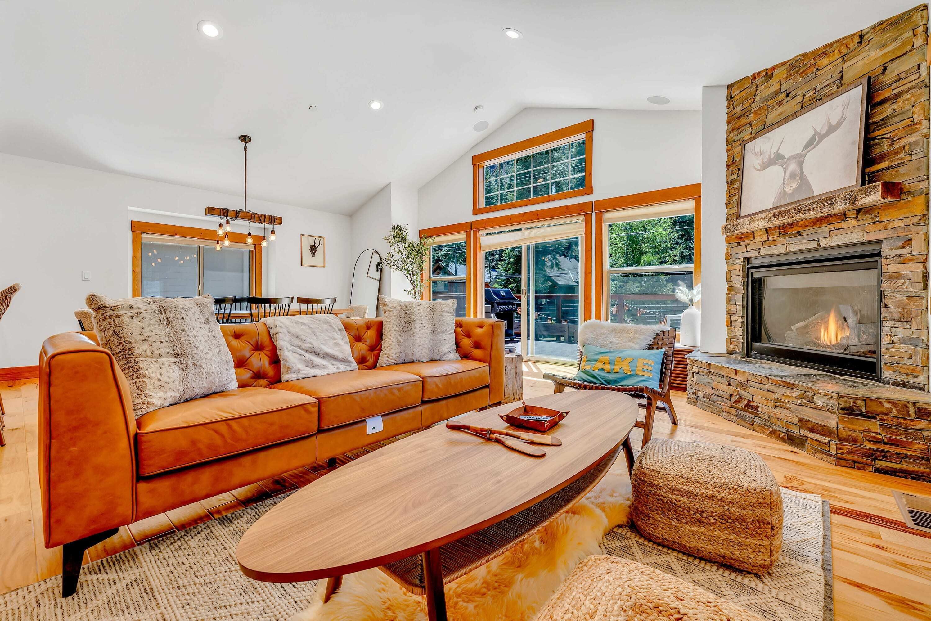 Idyllic 4BR Tahoe Cabin w/Hot Tub