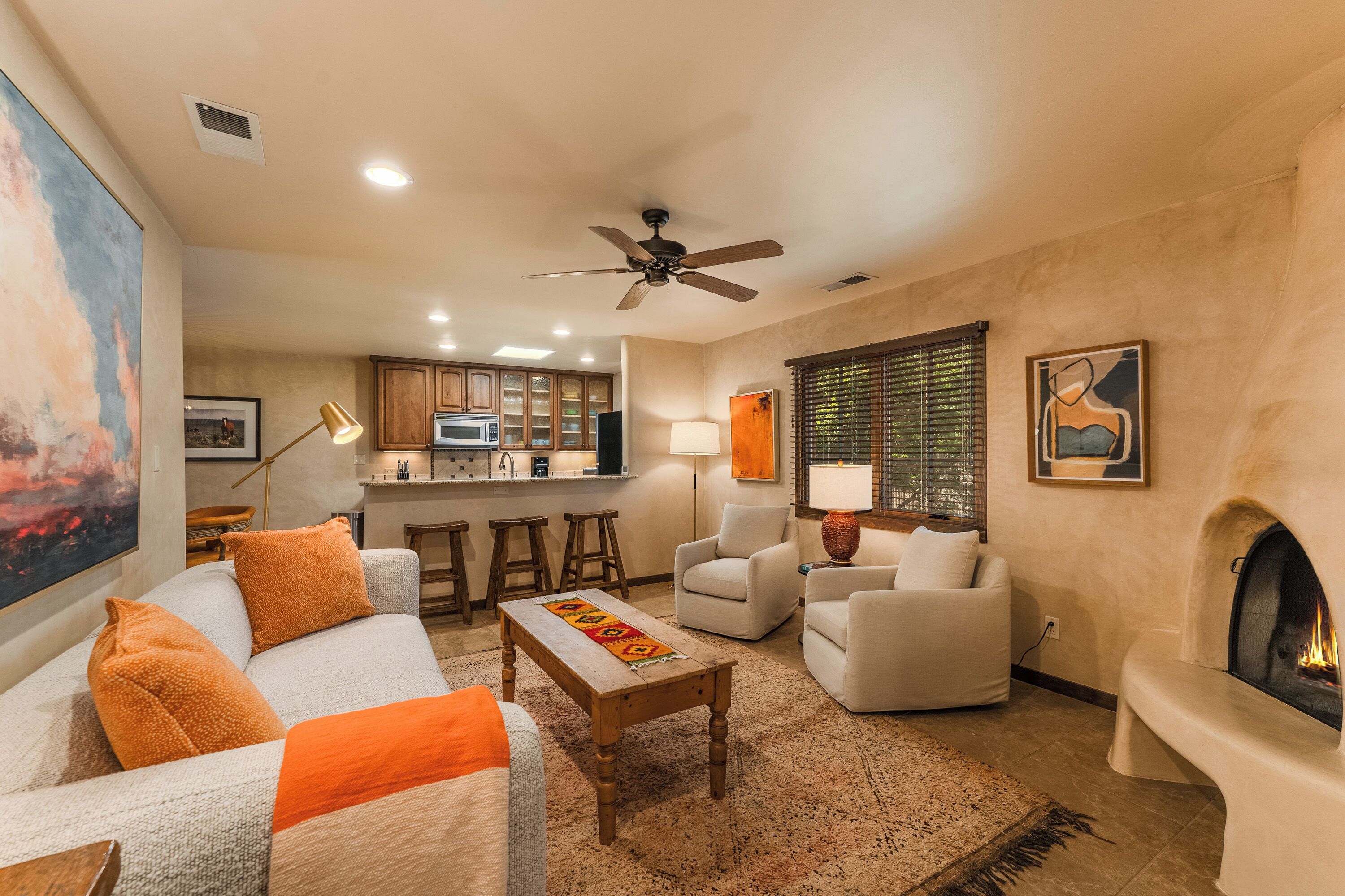 Paloma - Tranquil East Side Retreat, Walk Everywhere