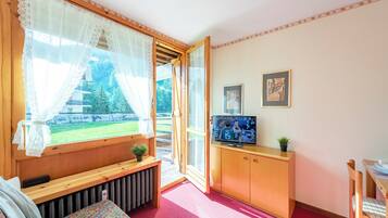 TV layar datar