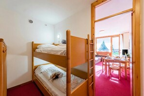 1 chambre, Wi-Fi gratuit, draps fournis