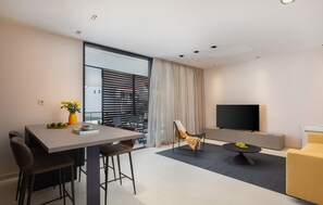 Smart TV - 2 bedroom lovely apartment in Betina (Betina)