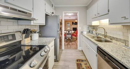 Quaint Augusta Townhome: 3 Mi to the Masters!