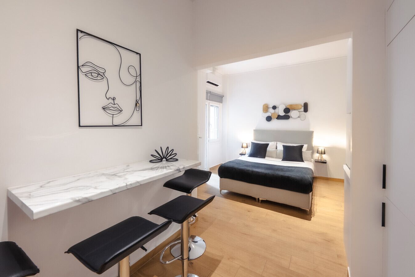 1 多间卧室、熨斗/熨衣板、WiFi、床单