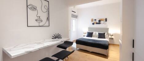 1 多间卧室、熨斗/熨衣板、WiFi、床单