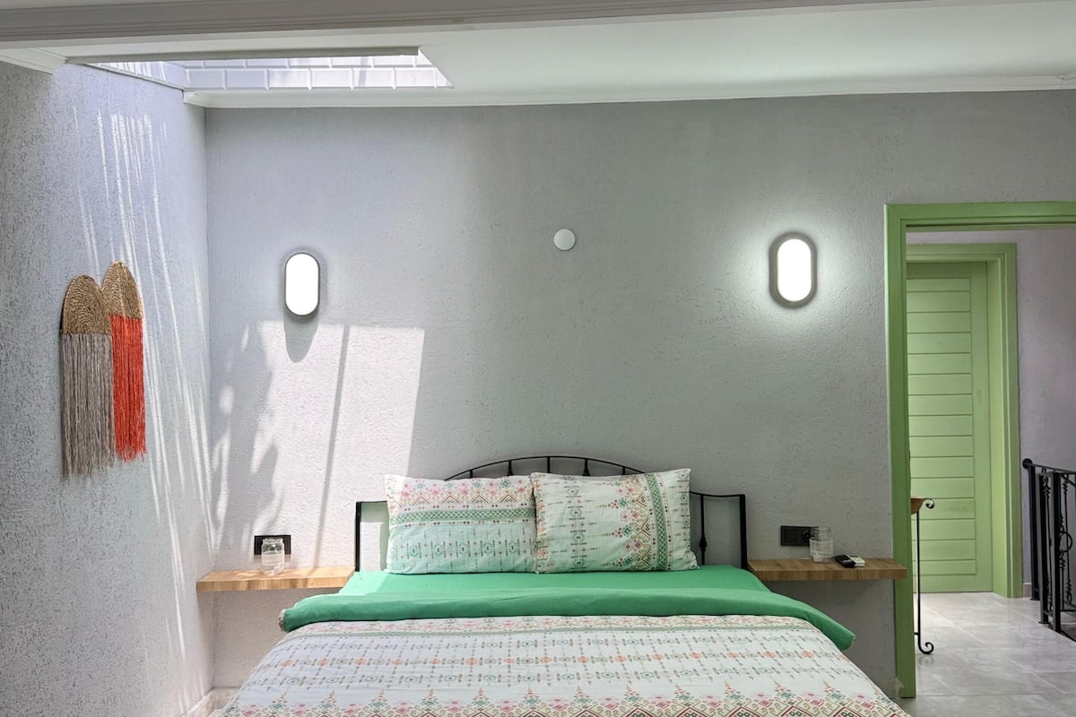 Loft Majestueux | 1 chambre, Wi-Fi gratuit, draps fournis