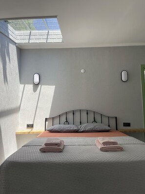 Wi-Fi gratuit, draps fournis