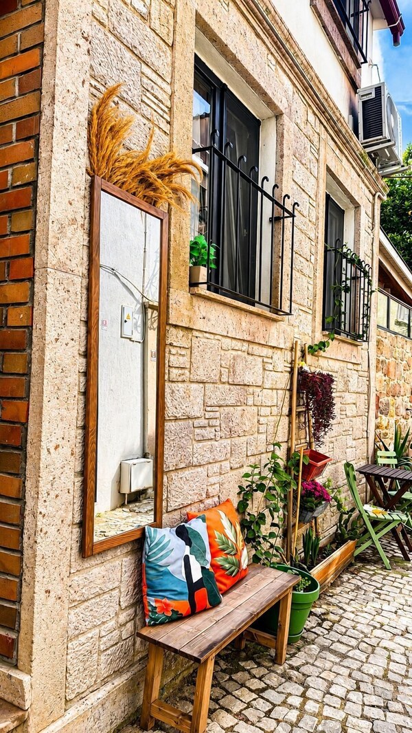 Macaron Midi House - Cunda Adası