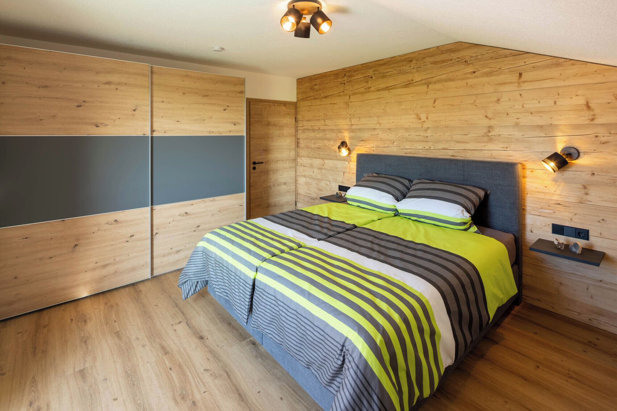 1 chambre, fer et planche à repasser, Wi-Fi gratuit, draps fournis