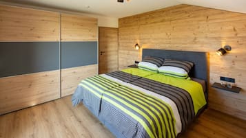 1 chambre, fer et planche Ă repasser, Wi-Fi gratuit, draps fournis