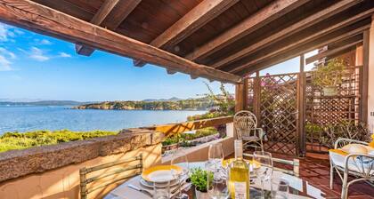 Punta Volpe Home With Pool