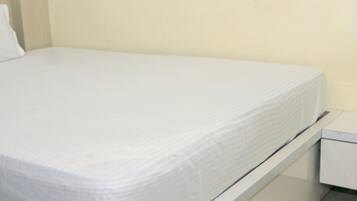 Deluxe Single Room | Free WiFi, bed sheets