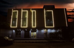 Front of property - Hotel Silky Palace By GRB (New Delhi)