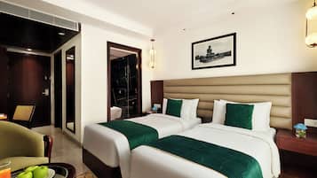 Executive Twin Room | Desk, iron/ironing board, free WiFi, bed sheets