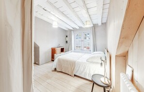 4 chambres, lit de bébé portatif, accès au Wi-Fi (inclus)