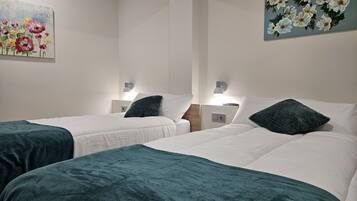 Iron/ironing board, free WiFi, bed sheets