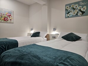 Iron/ironing board, free WiFi, bed sheets