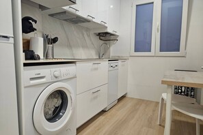 Uklassifisert bilde, 2 av 28, knapp