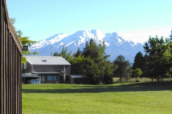 Cosy Chalet Mountain View