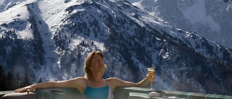 Baignoire à remous extérieure