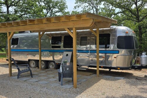 Airstream 34 at Gamble Hollow